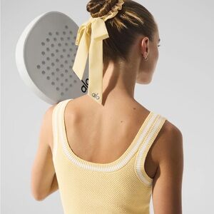 NWT ALO Yoga Love Knots Tie Hair Scrunchie/Warm Butter